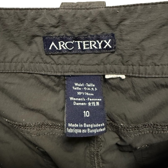 Arc’Teryx | Parapet Hiking Pants in Grey Size 10 - Picture 10 of 15